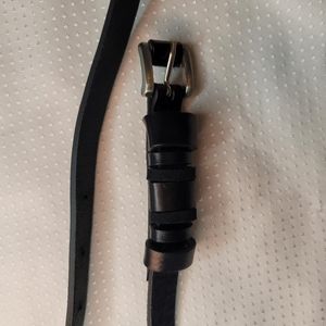 Small Roots Leather Belt. 1st hole at 32". Last hole at 36"